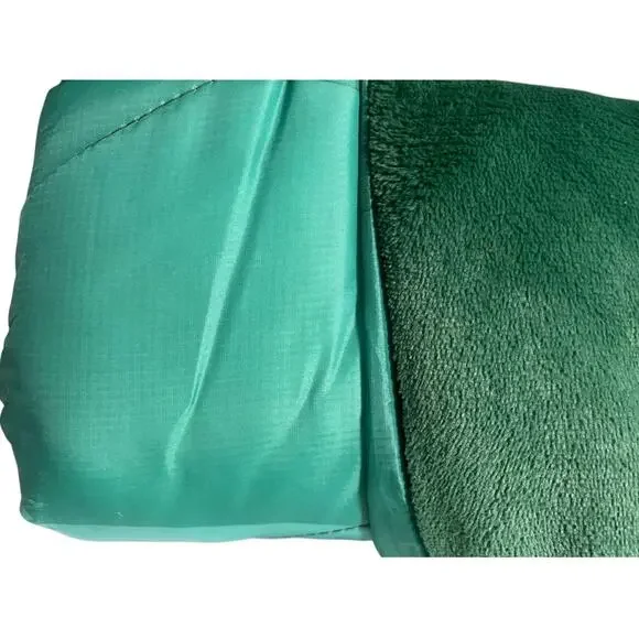 RARE FIND! Weatherproof Vintage HOODED OUTDOOR BLANKET | Green 54x72" - Picture 12 of 13